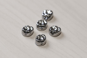 Crown Stainless Steel Molar XT D-Lower Left 5/pk (Acero)