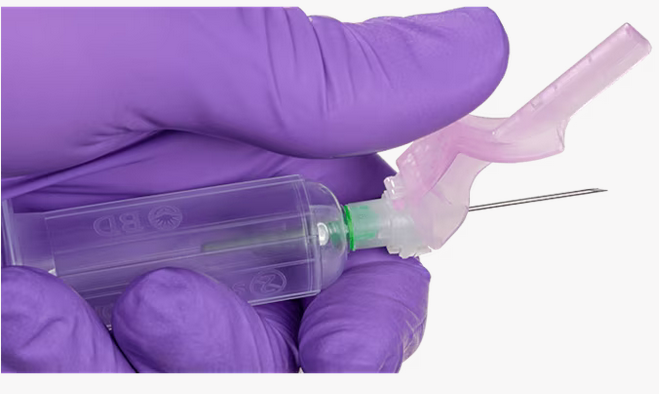 Blood Collection Vacutainer Eclipse Needle Pre-Attached Holder, Green Shield, 21G x 1 1/4